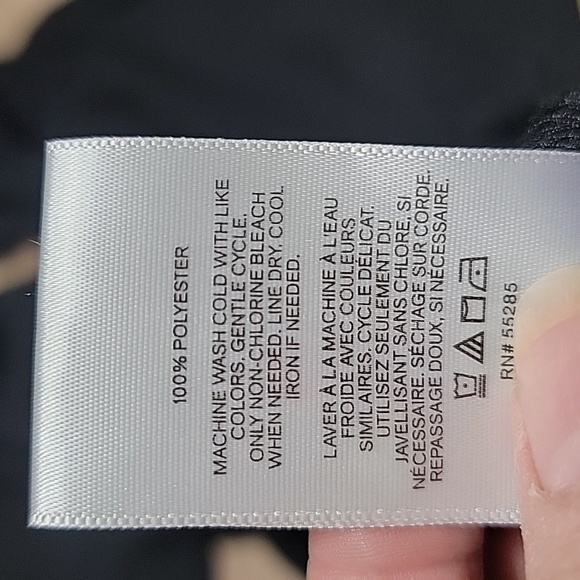 Express Size M Black Chiffon Ruffle Neck Blouse, Flutter Cap Sleeve, EUC - Picture 13 of 13